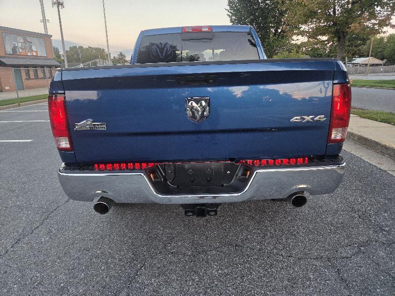 RAM 1500 Big Horn 4x4 Crew Cab 5'7" Box 2011