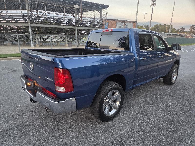 RAM 1500 Big Horn 4x4 Crew Cab 5'7" Box 2011
