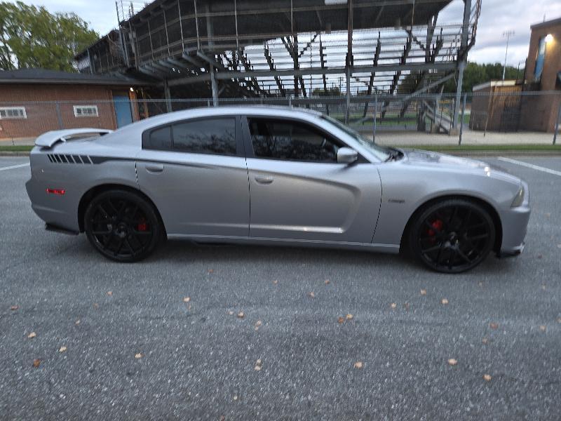 Dodge Charger SE 2013