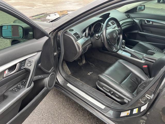 Acura TL 5-Speed AT SH-AWD with Tech Package 2009