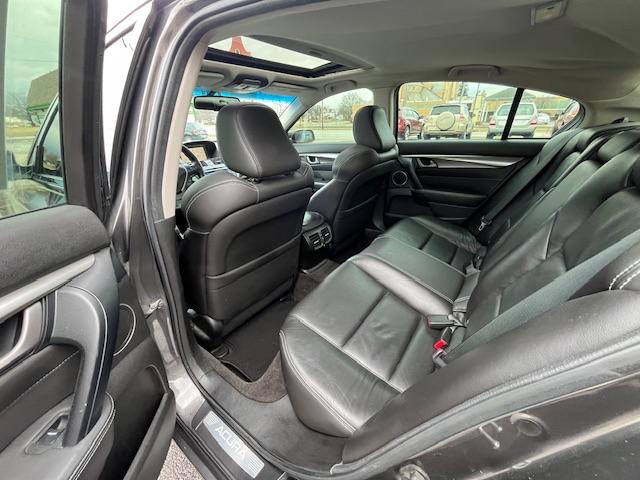 Acura TL 5-Speed AT SH-AWD with Tech Package 2009