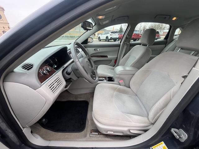 Buick LaCrosse CX 2009