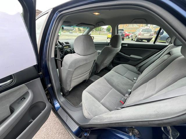 Honda Accord LX sedan 2004