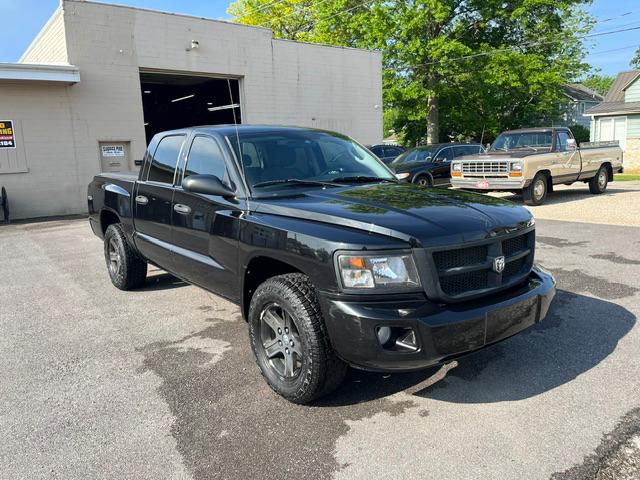 Dodge Dakota SLT Crew Cab 4WD 2011