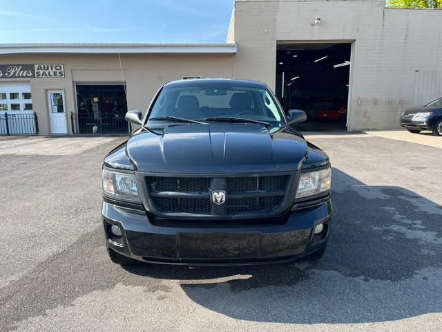 Dodge Dakota SLT Crew Cab 4WD 2011