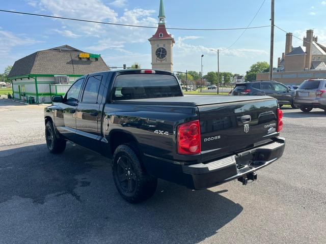 Dodge Dakota SLT Crew Cab 4WD 2011