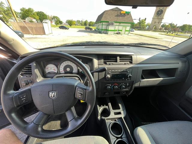 Dodge Dakota SLT Crew Cab 4WD 2011