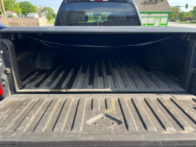 Dodge Dakota SLT Crew Cab 4WD 2011