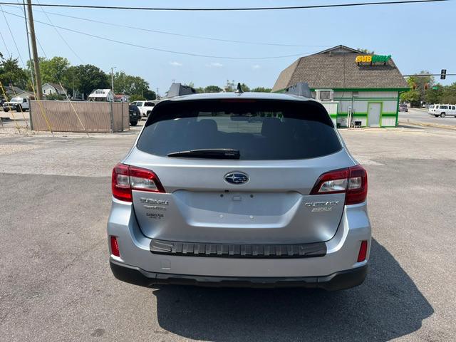 2017 Subaru Outback Premium - Photo 8