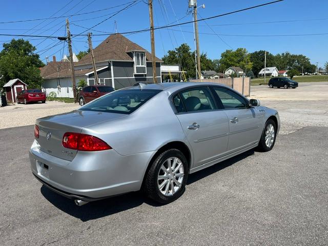 Buick Lucerne CXL 2011