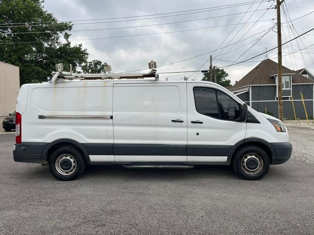Ford Transit 150 Van Low Roof 60/40 Pass. 148-in. WB 2015