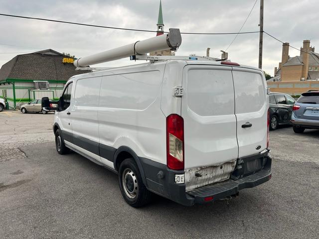 Ford Transit 150 Van Low Roof 60/40 Pass. 148-in. WB 2015