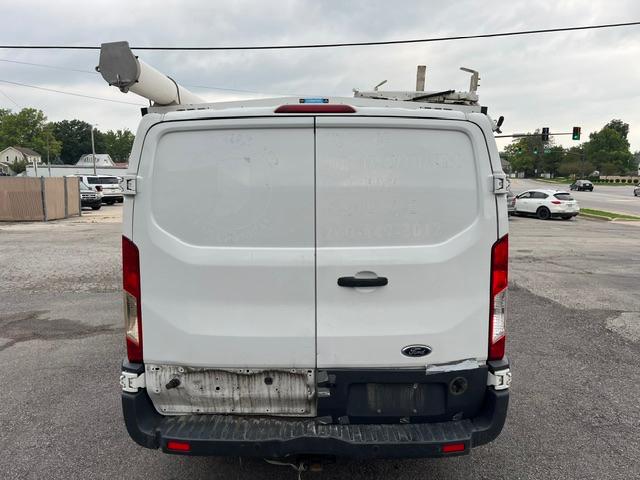 Ford Transit 150 Van Low Roof 60/40 Pass. 148-in. WB 2015