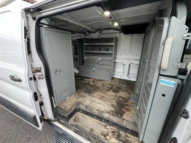 Ford Transit 150 Van Low Roof 60/40 Pass. 148-in. WB 2015