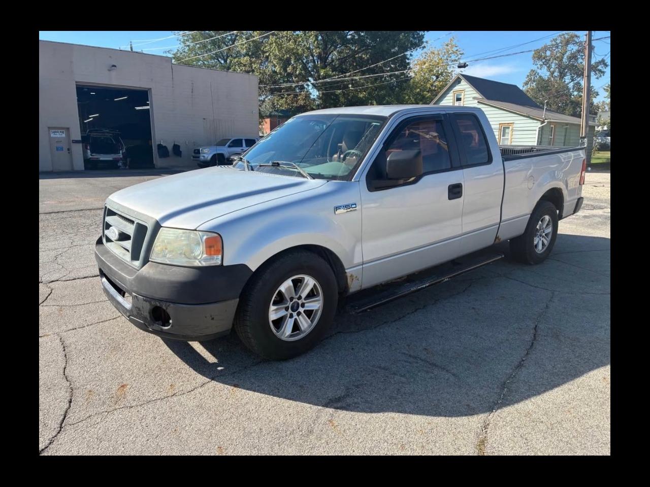 2006 Ford F-150 XL SuperCab 2WD