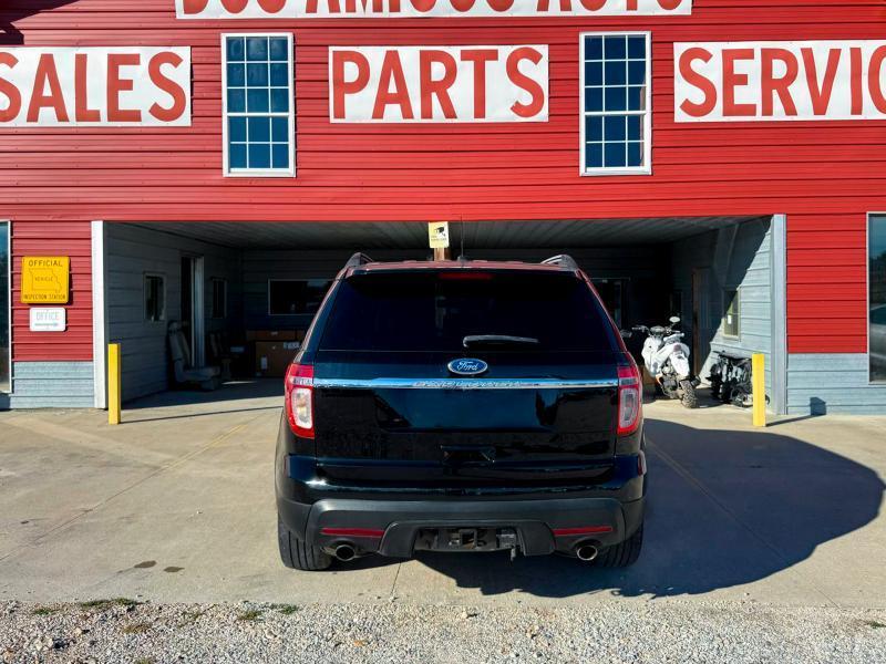 Ford Explorer Limited FWD 2012