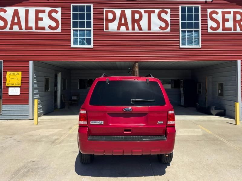 Ford Escape XLT 4WD 2011