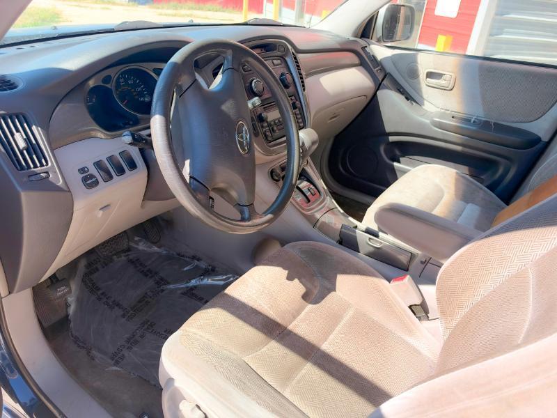 Toyota Highlander 2WD 2003