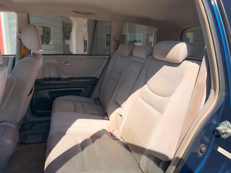 Toyota Highlander 2WD 2003