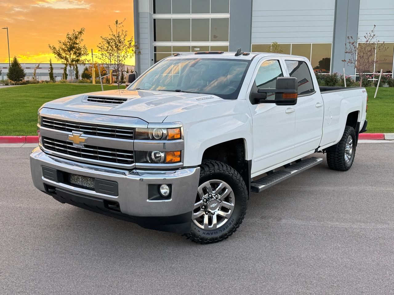 2017 Chevrolet Silverado 3500HD LT Crew Cab 4WD