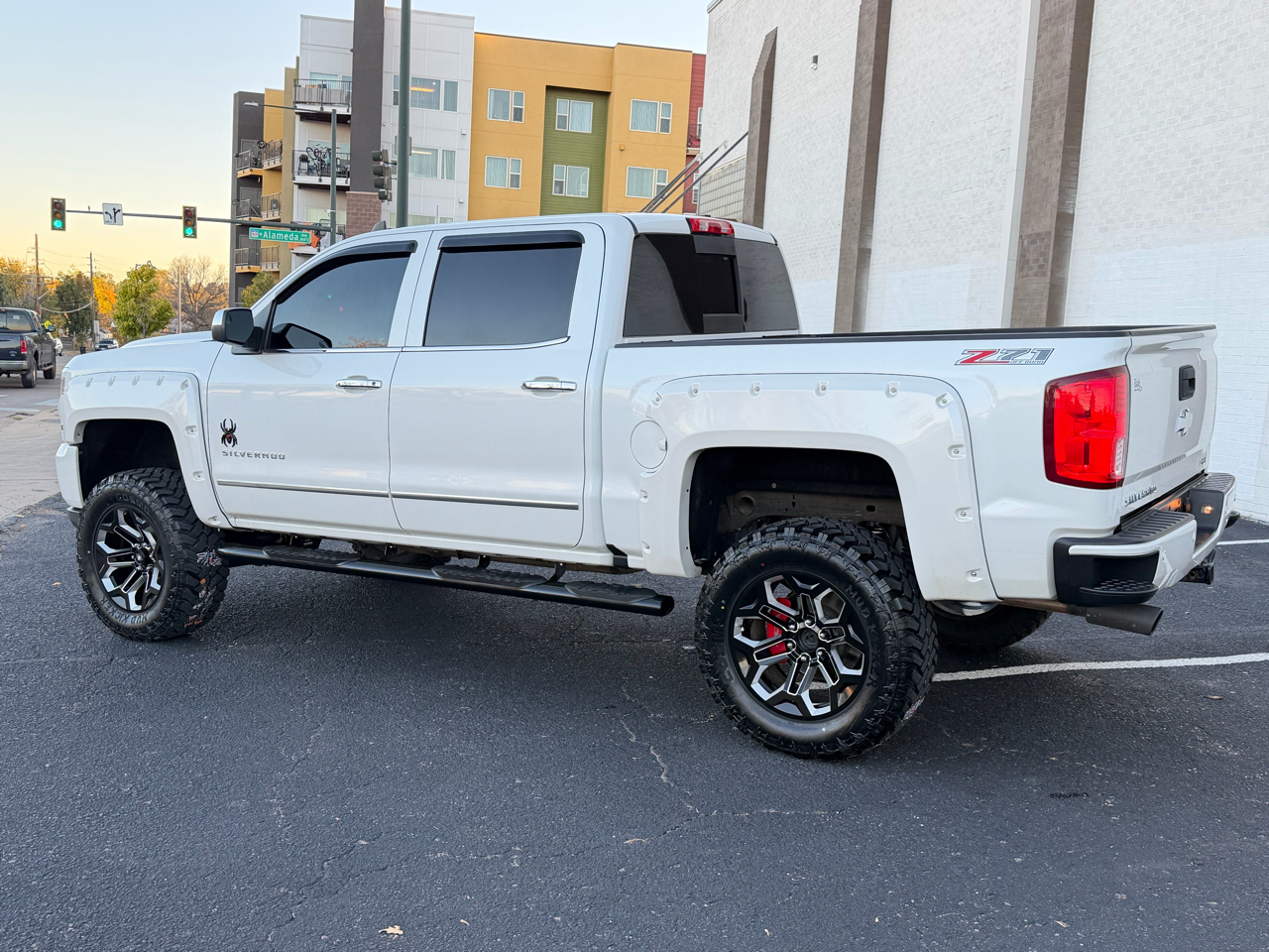 Chevrolet Silverado 1500 LTZ Crew Cab 4WD 2017