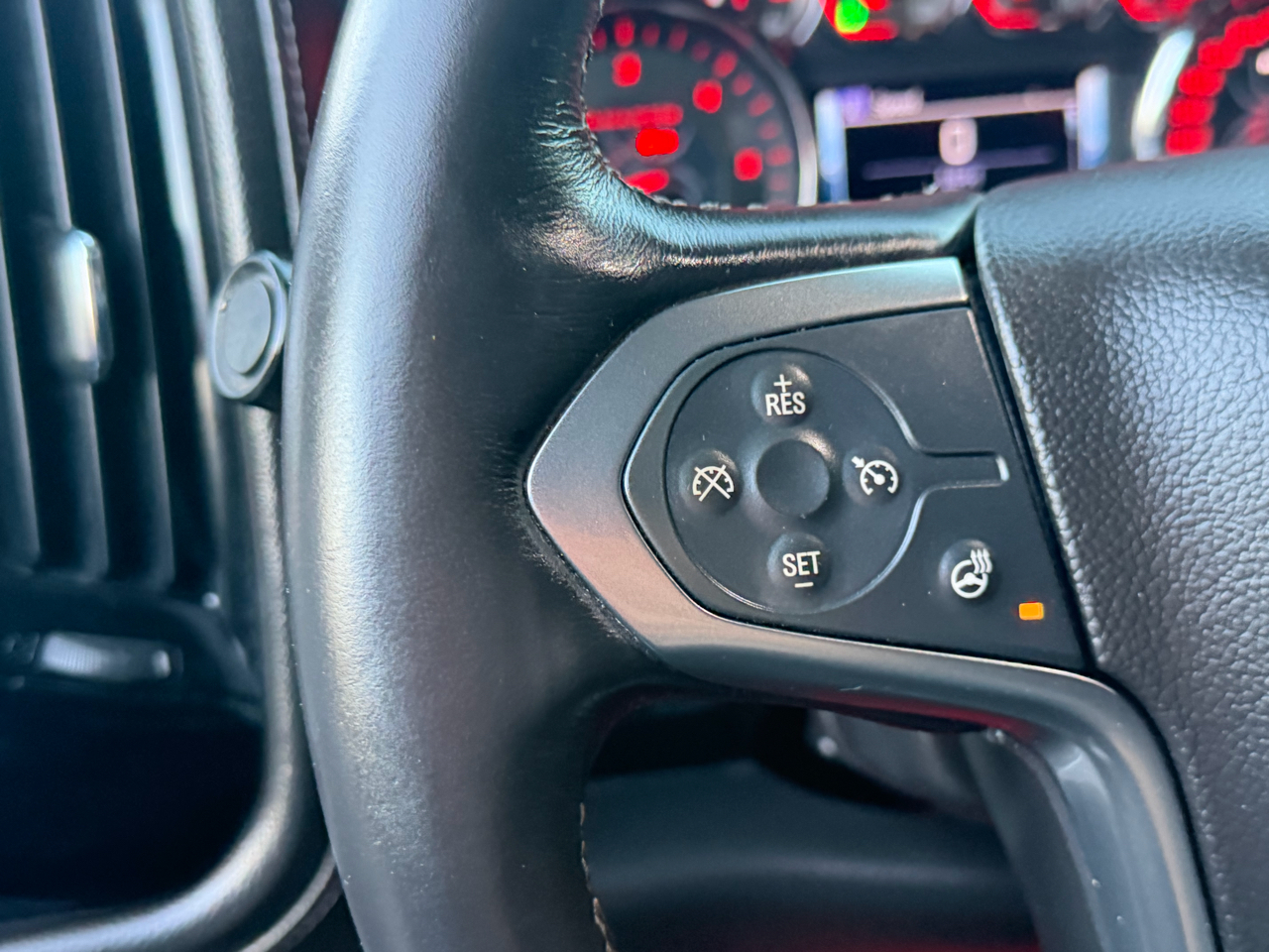 Chevrolet Silverado 1500 LTZ Crew Cab 4WD 2017