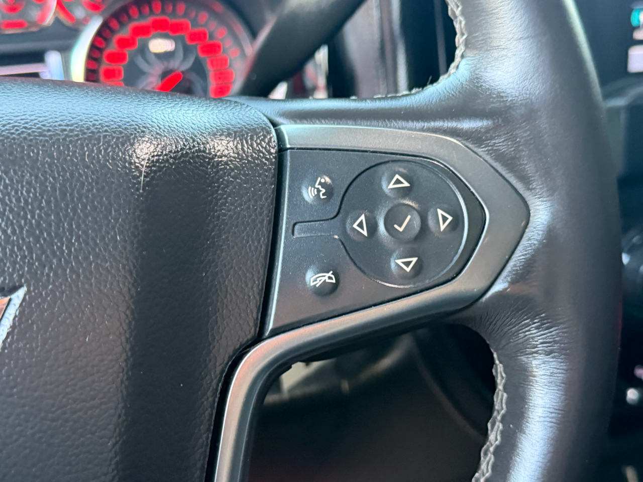 Chevrolet Silverado 1500 LTZ Crew Cab 4WD 2017