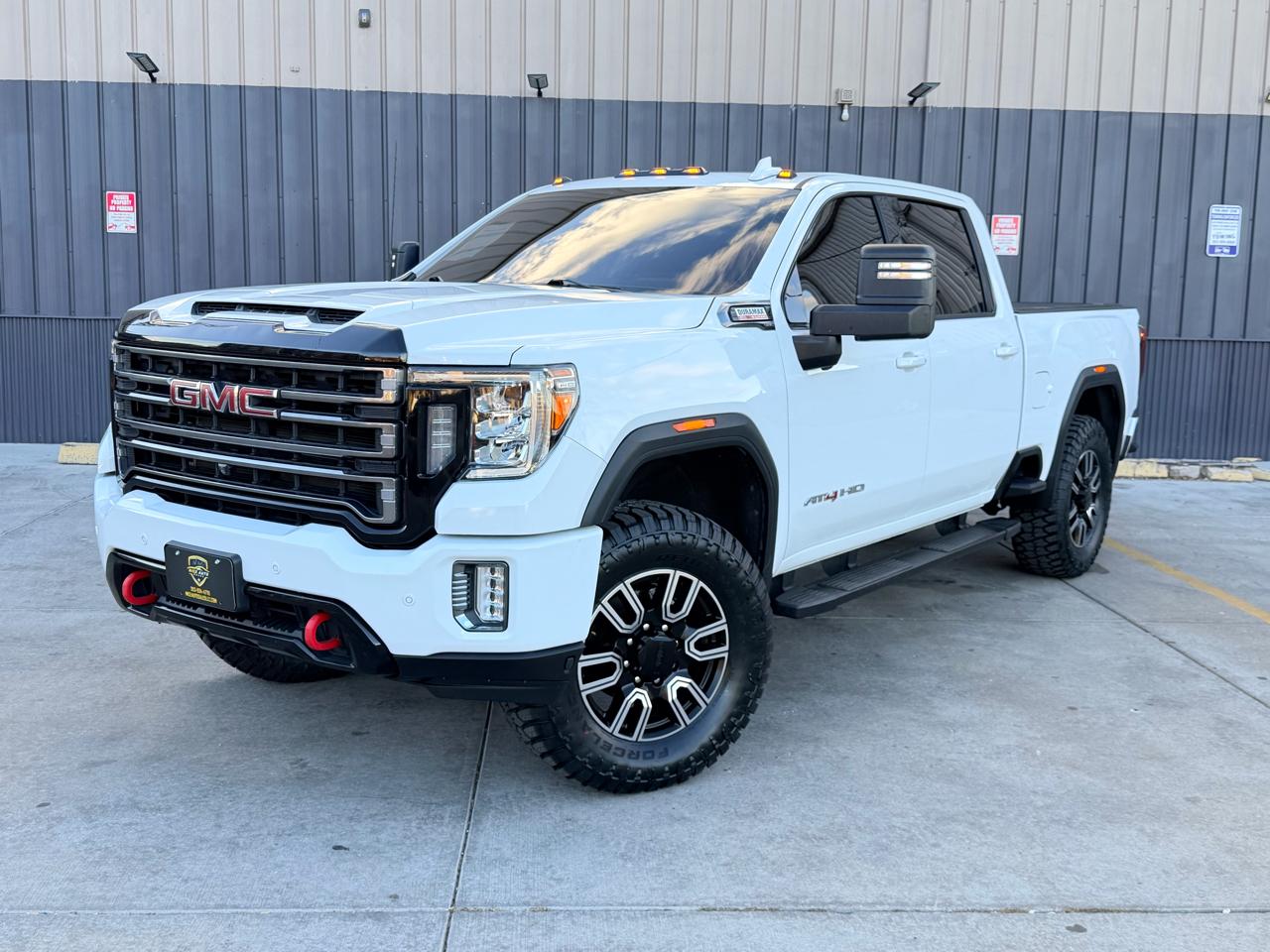 2020 GMC Sierra 2500HD AT4 Crew Cab 4WD