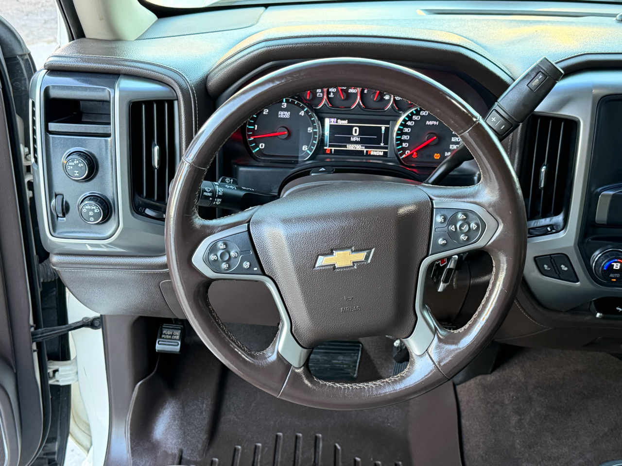 Chevrolet Silverado 1500 1LZ Crew Cab 4WD 2014