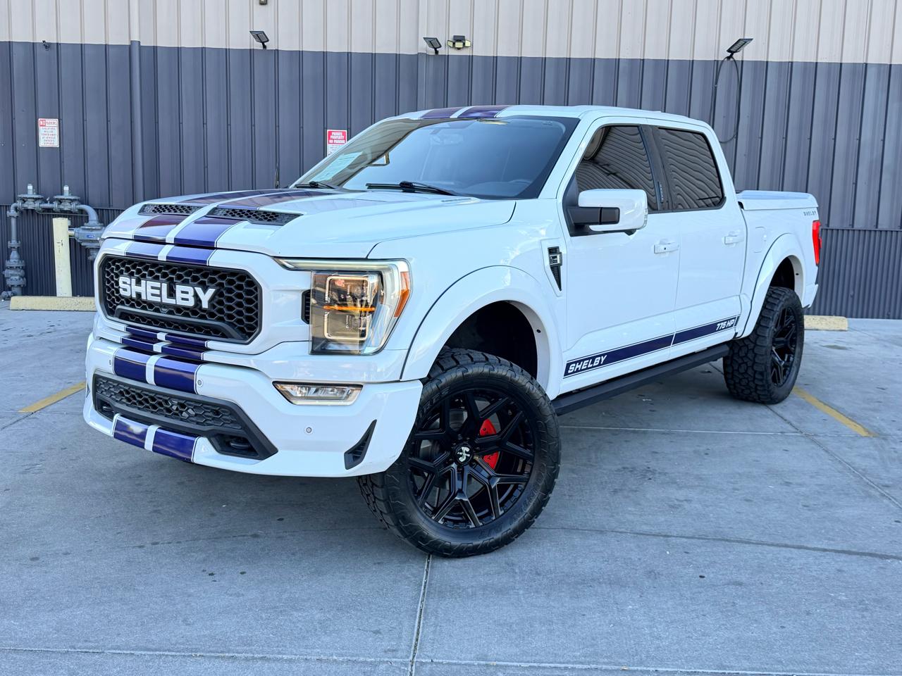 2023 Ford F-150 Lariat SuperCrew Short Bed 4WD