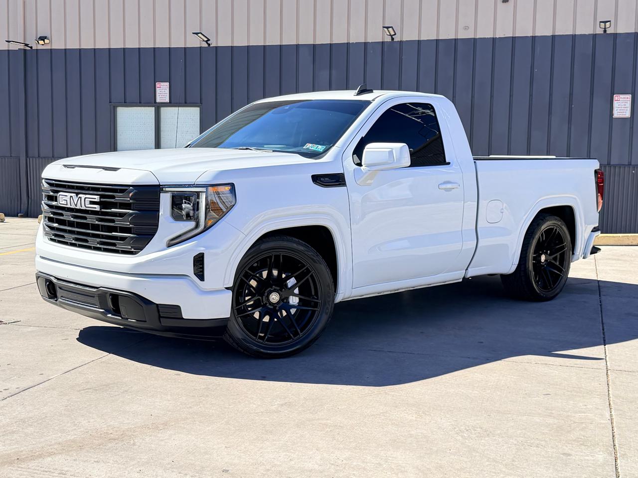 2024 GMC Sierra 1500 Pro Short Box 4WD