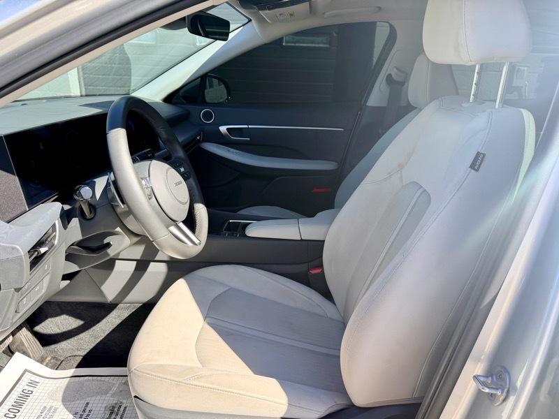 Hyundai Sonata SEL 2025