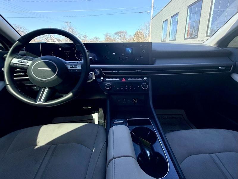 Hyundai Sonata SEL 2025