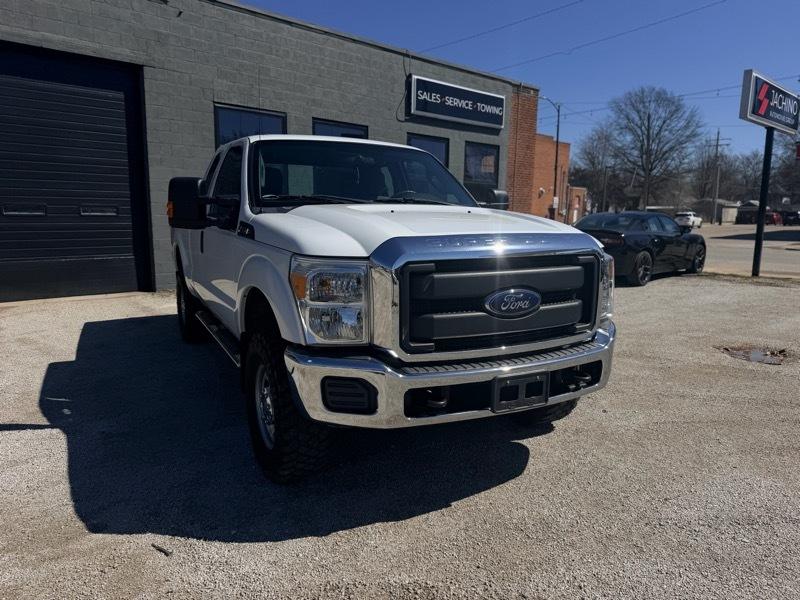 Ford F-250 SD XL SuperCab 4WD 2016