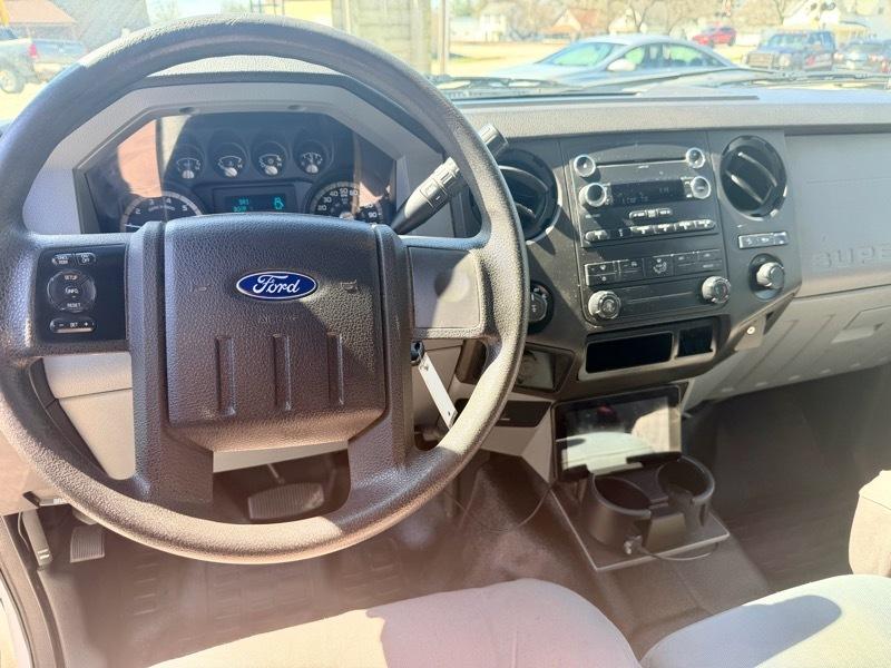 Ford F-250 SD XL SuperCab 4WD 2016