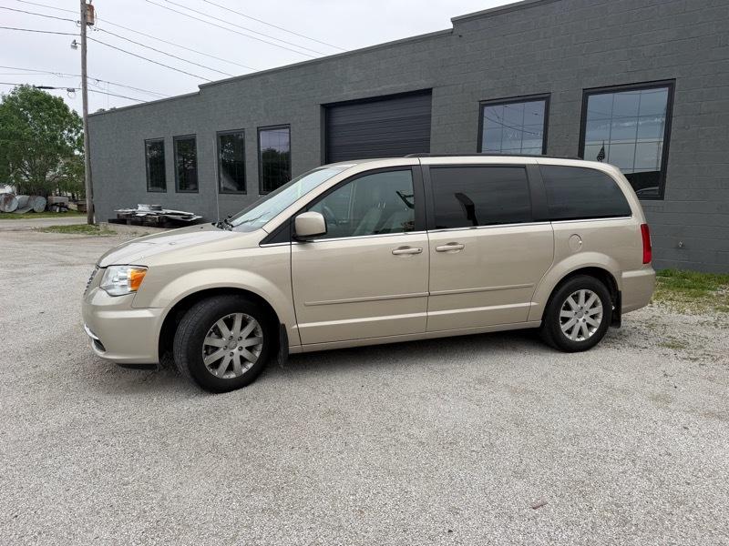 Chrysler Town & Country LX 2015