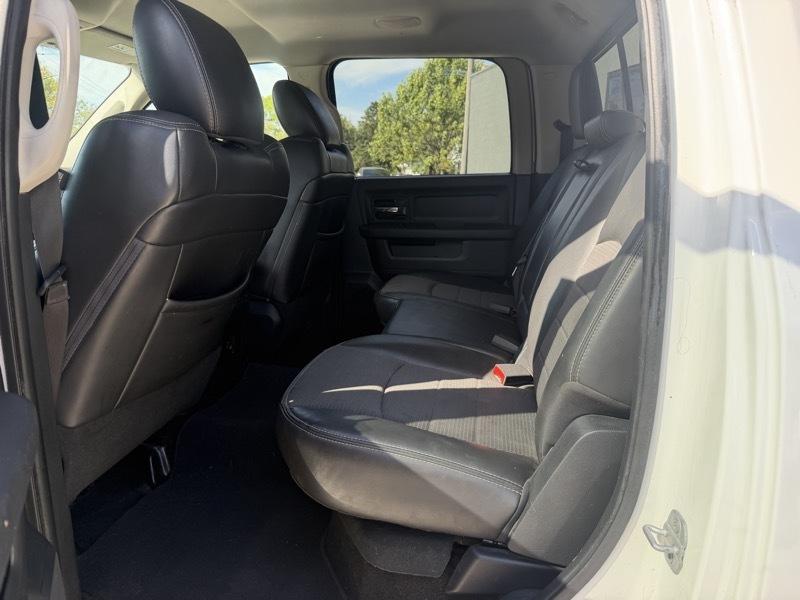 Dodge 1500 Sport Crew Cab 4WD 2012