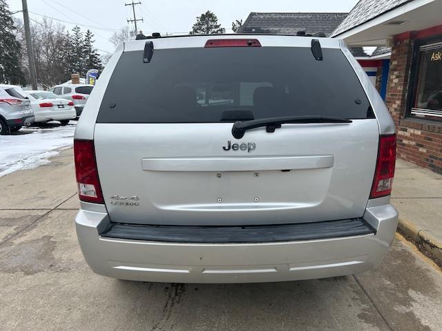 Jeep Grand Cherokee Laredo 4WD 2006