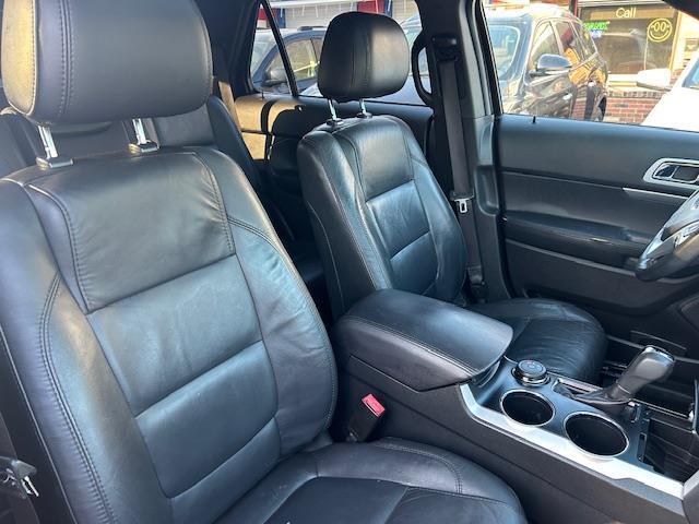 Ford Explorer XLT 4WD 2014