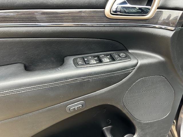 Jeep Grand Cherokee Overland 4WD 2015