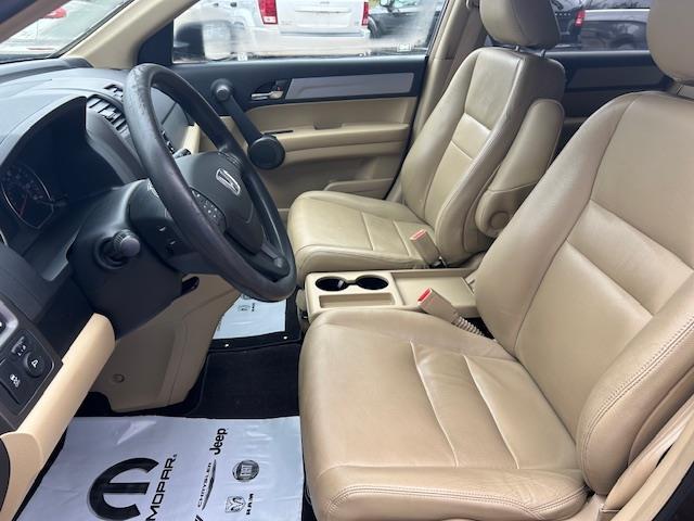 Honda CR-V SE 4WD 5-Speed AT 2011