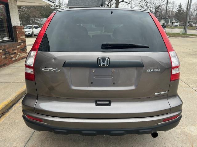 Honda CR-V SE 4WD 5-Speed AT 2011