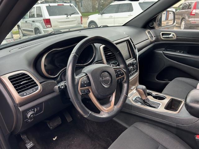 Jeep Grand Cherokee Laredo 4WD 2016