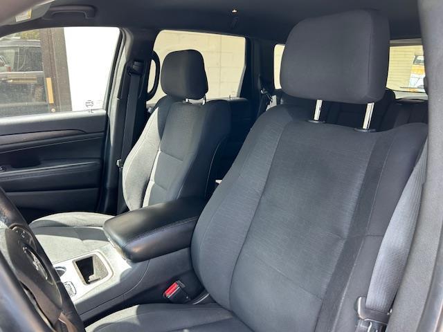 Jeep Grand Cherokee Laredo 4WD 2016