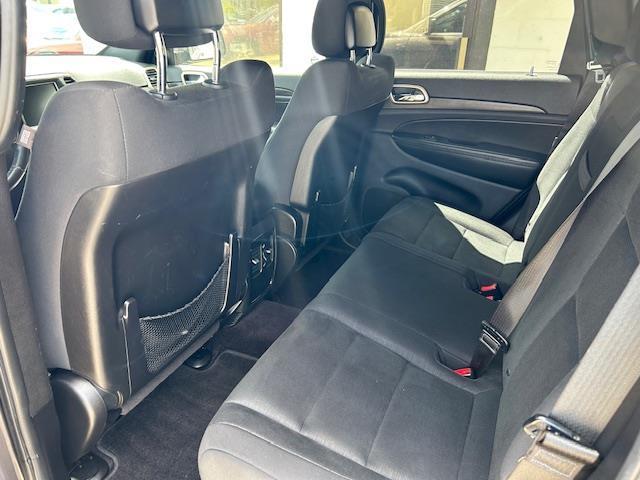 Jeep Grand Cherokee Laredo 4WD 2016