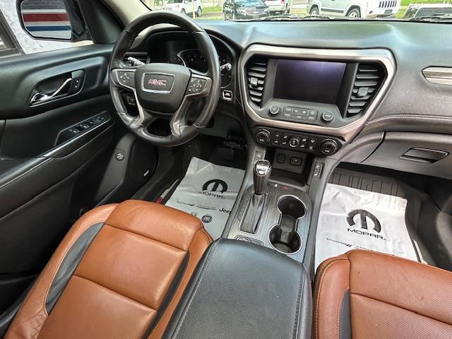 GMC Acadia All Terrain 2 AWD 2017