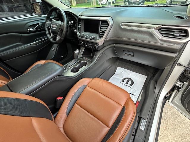 GMC Acadia All Terrain 2 AWD 2017