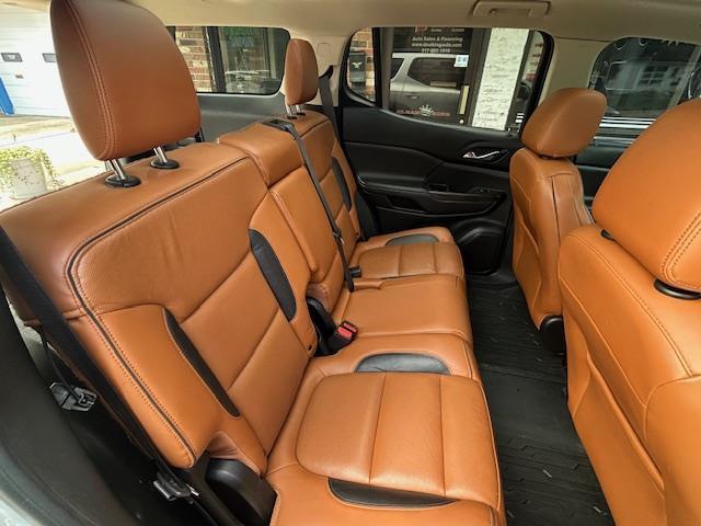 GMC Acadia All Terrain 2 AWD 2017