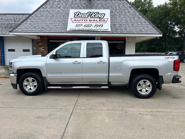 Chevrolet Silverado 1500 LT Double Cab 4WD 2017