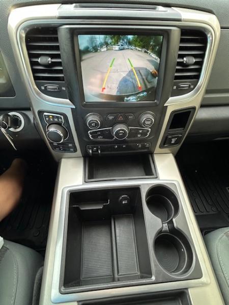 RAM 1500 SLT Crew Cab SWB 4WD 2015